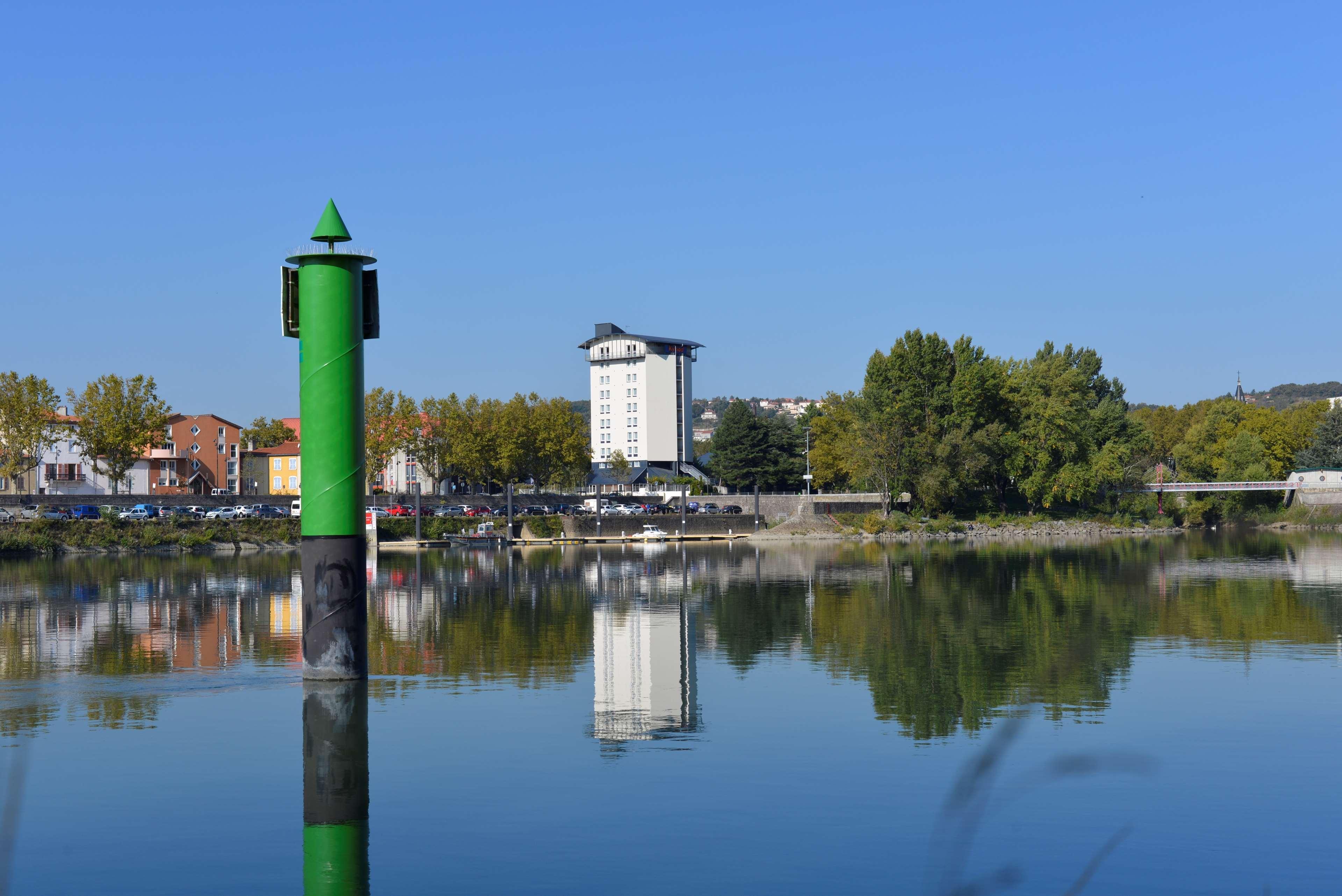 Kyriad Hotel Lyon Givors Exterior foto
